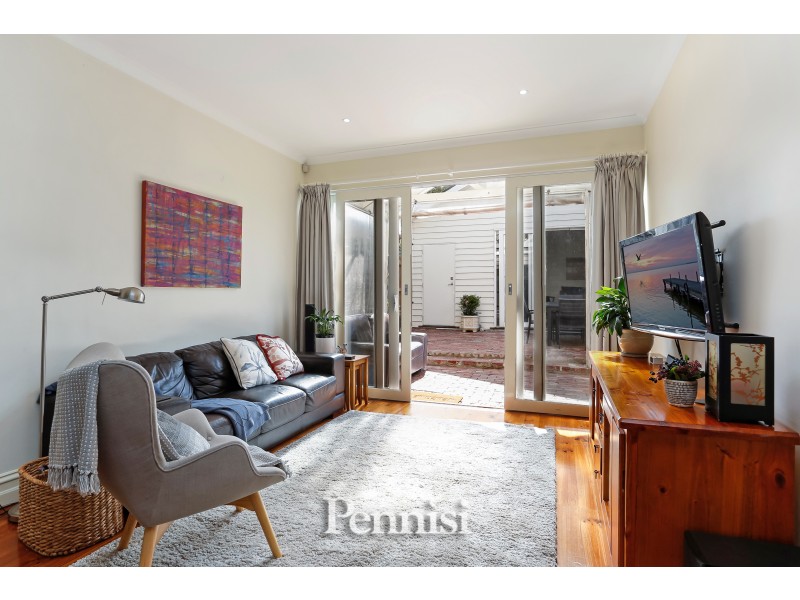 8 Spencer Street, Essendon VIC 3040