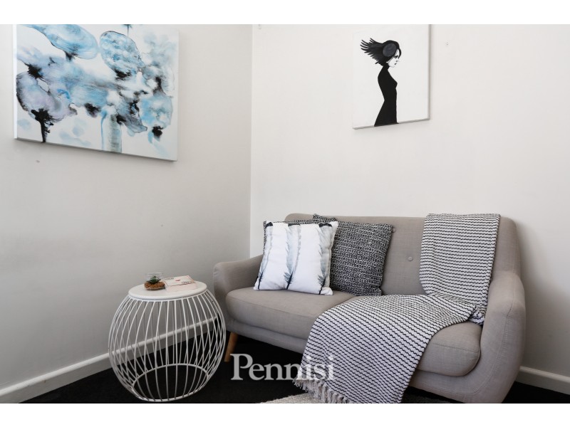 8 Spencer Street, Essendon VIC 3040