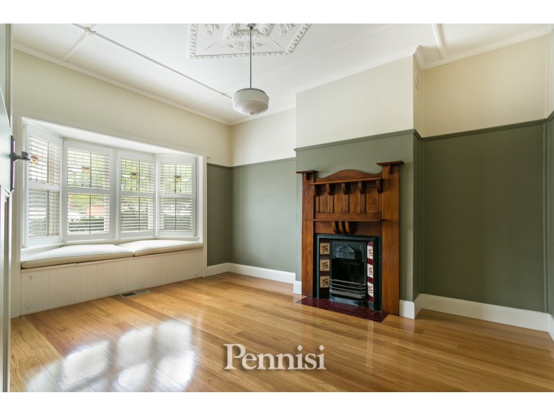 16 Alfred Road, Essendon VIC 3040