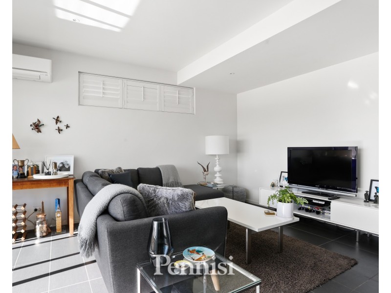 22/82 Raleigh Street, Essendon VIC 3040