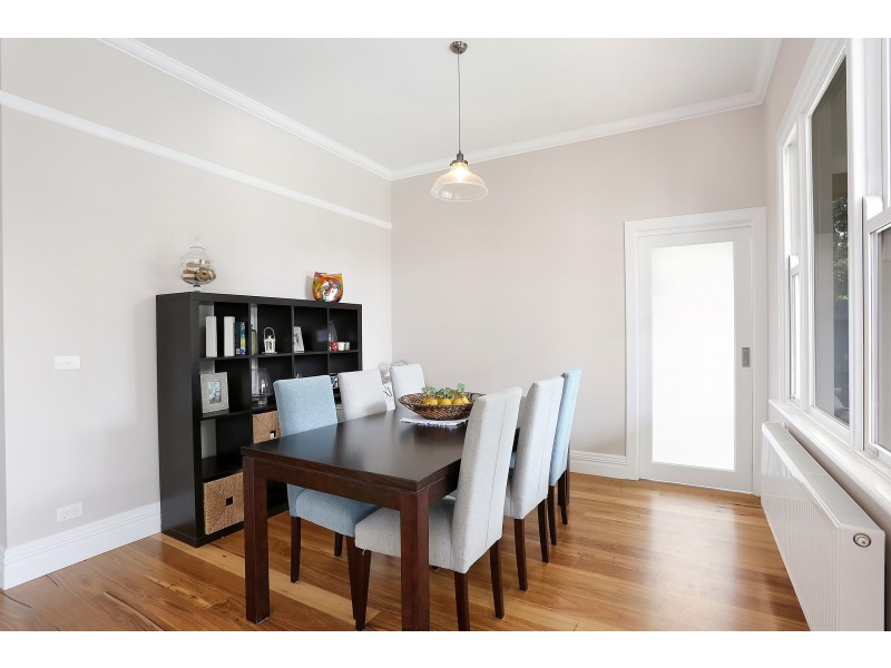 23 Windsor Avenue, Strathmore VIC 3041