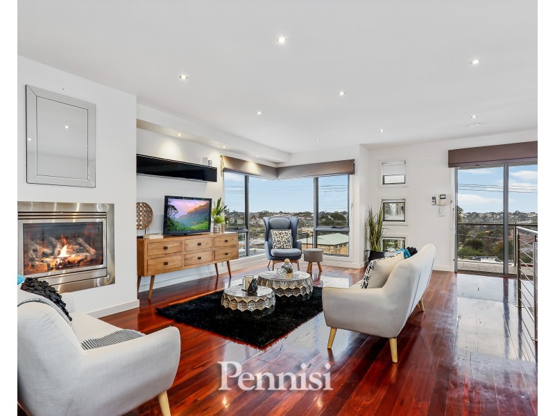 349 Napier Street, Strathmore VIC 3041