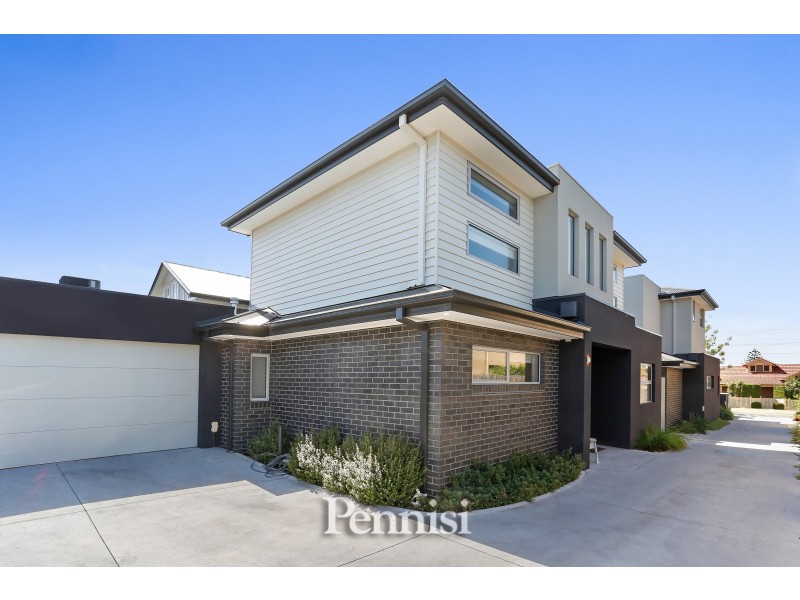 2/17 Roberts Street, Essendon VIC 3040