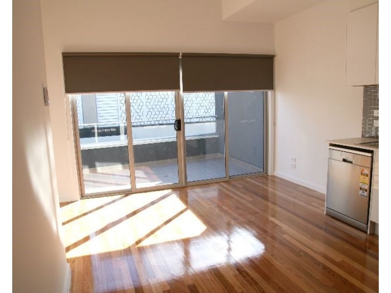 3/3 Queen Street, Essendon VIC 3040