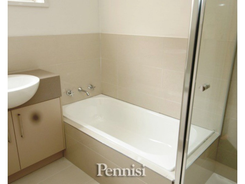 3/75 Lincoln Road,, Essendon VIC 3040
