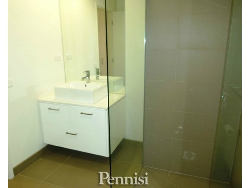 206/1044-1046 Mt,Alexander Road, Essendon VIC 3040
