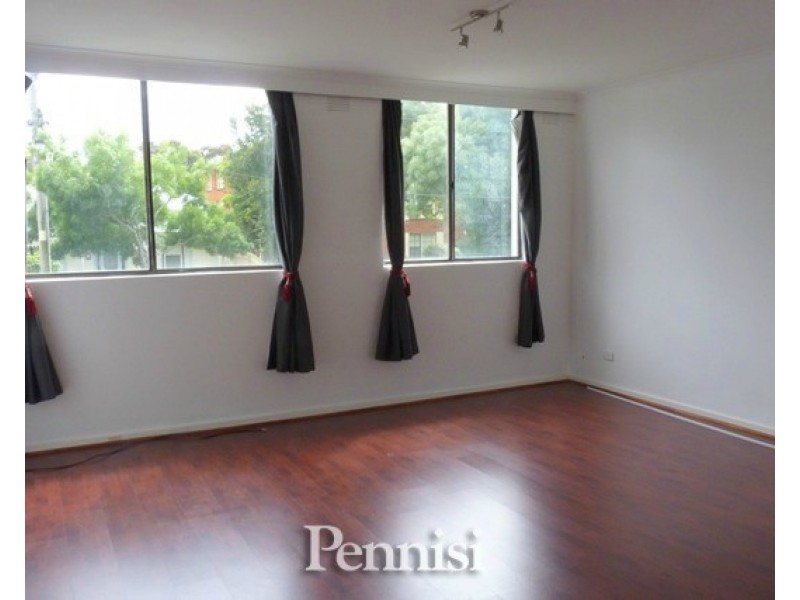 8/55 Dover Street, Flemington VIC 3031