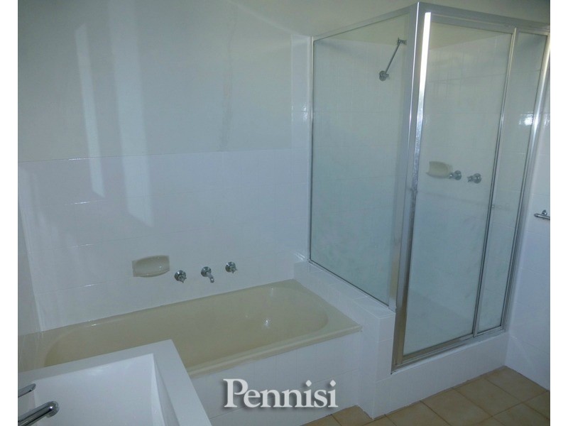 8/55 Dover Street, Flemington VIC 3031