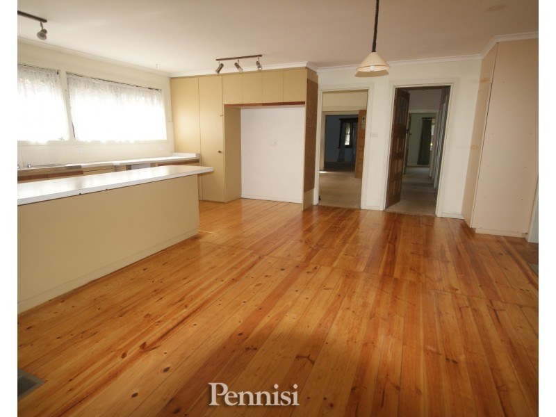 15 Woolley Street, Essendon VIC 3040