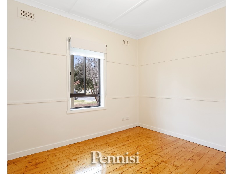 15 Dumfries Street, Deer Park VIC 3023