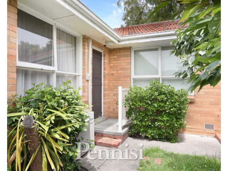 5/16 Vanberg Road, Essendon VIC 3040