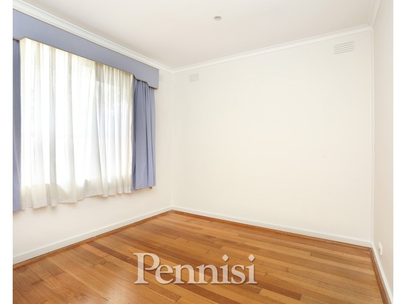 5/16 Vanberg Road, Essendon VIC 3040