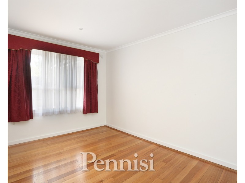 5/16 Vanberg Road, Essendon VIC 3040