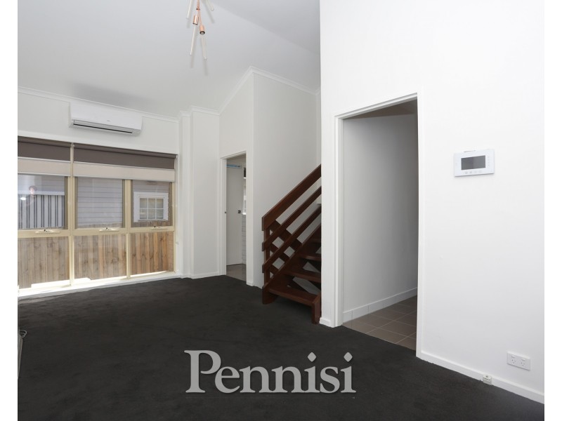6/9 Aberdeen Street, Essendon VIC 3040