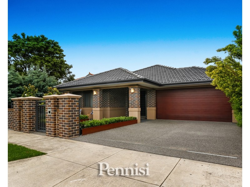 59 First Avenue, Strathmore VIC 3041