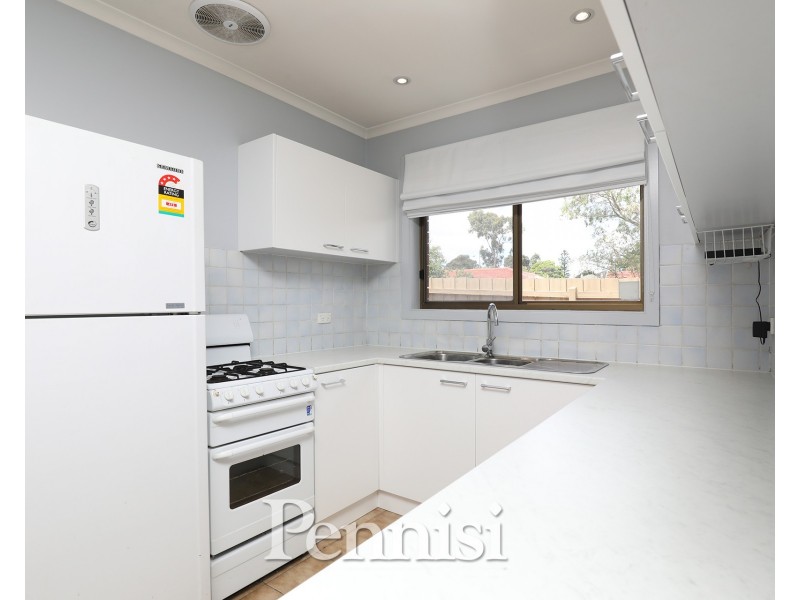 3/1 Hobbs Crescent, Reservoir VIC 3073