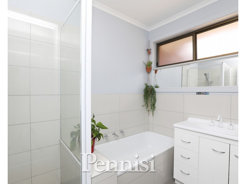 3/1 Hobbs Crescent, Reservoir VIC 3073