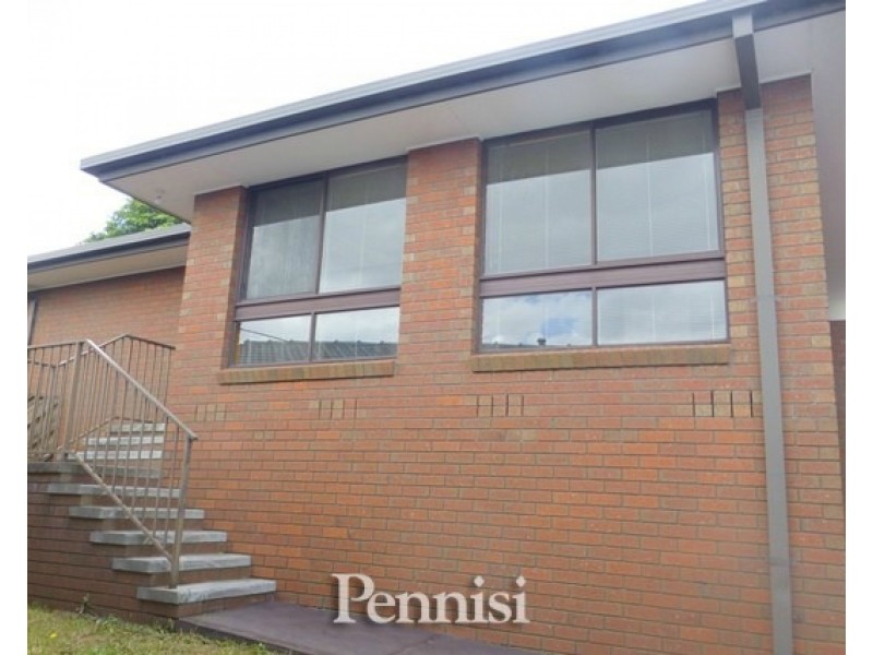1/26 Florence Avenue, Niddrie VIC 3042