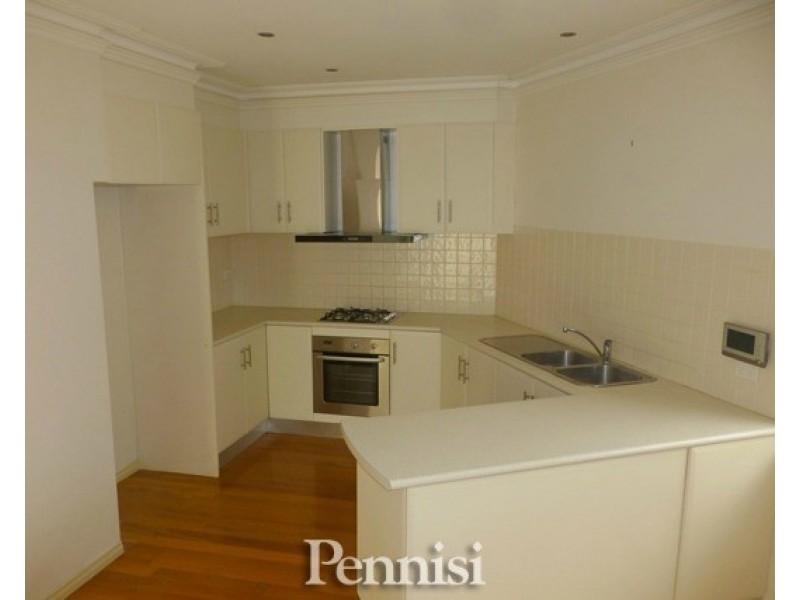 18 Hotham Road, Niddrie VIC 3042