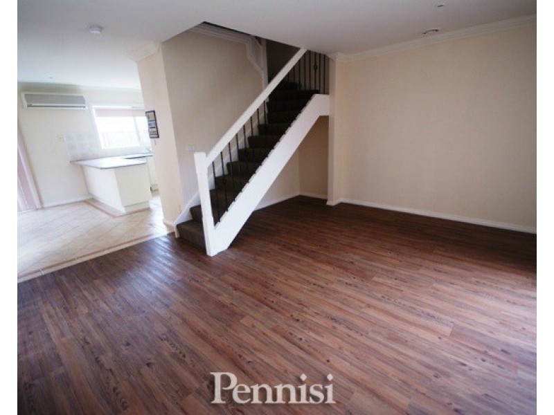 2/247 Keilor Road, Essendon North VIC 3041