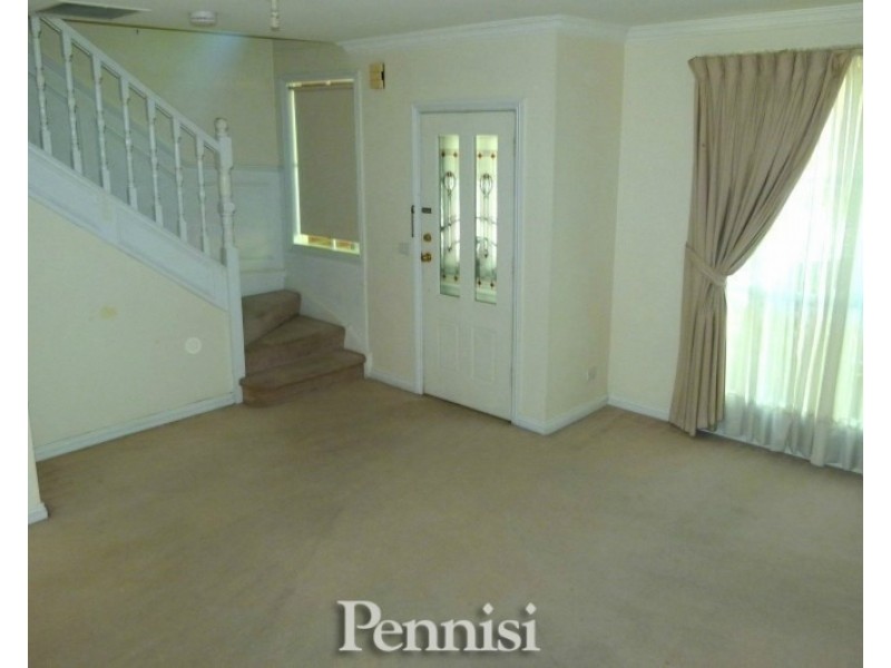 10 Bendall Street, Kensington VIC 3031