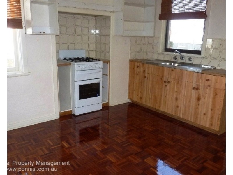 93 Haldane Road, Niddrie VIC 3042