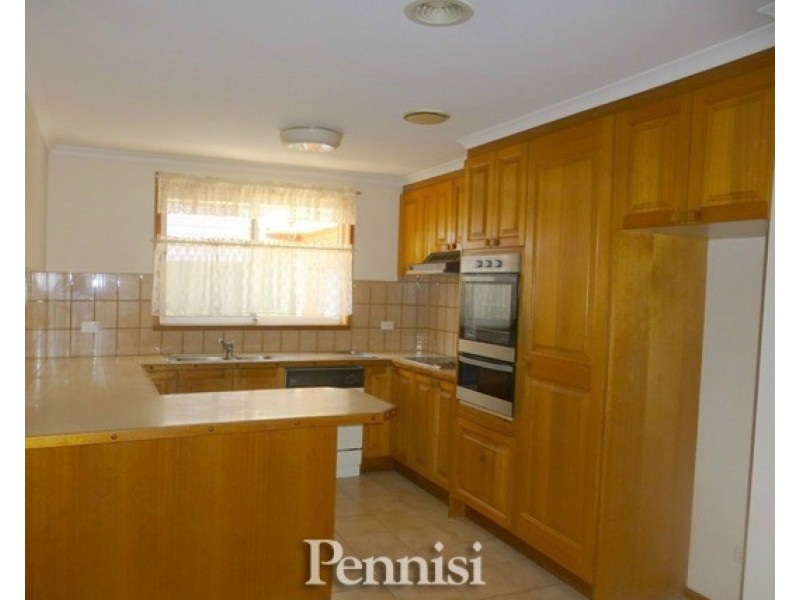 1/21 OShannassy Street, Essendon North VIC 3041