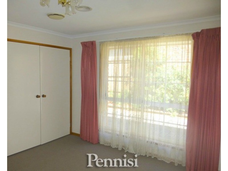 1/21 OShannassy Street, Essendon North VIC 3041