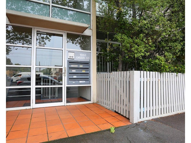 1/1068 Lygon Street, Carlton North VIC 3054