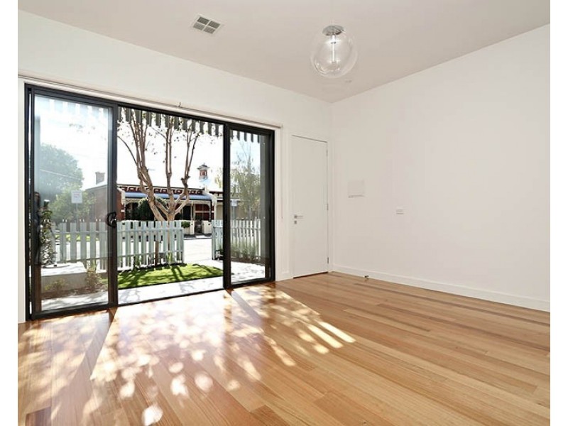 14 Davies Street, Moonee Ponds VIC 3039