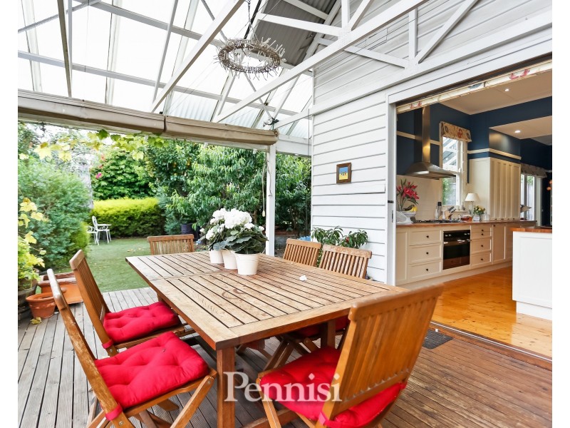 13 Hooper Crescent, Brunswick West VIC 3055