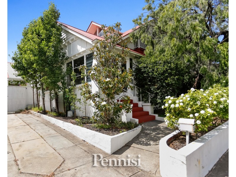 13 Hooper Crescent, Brunswick West VIC 3055