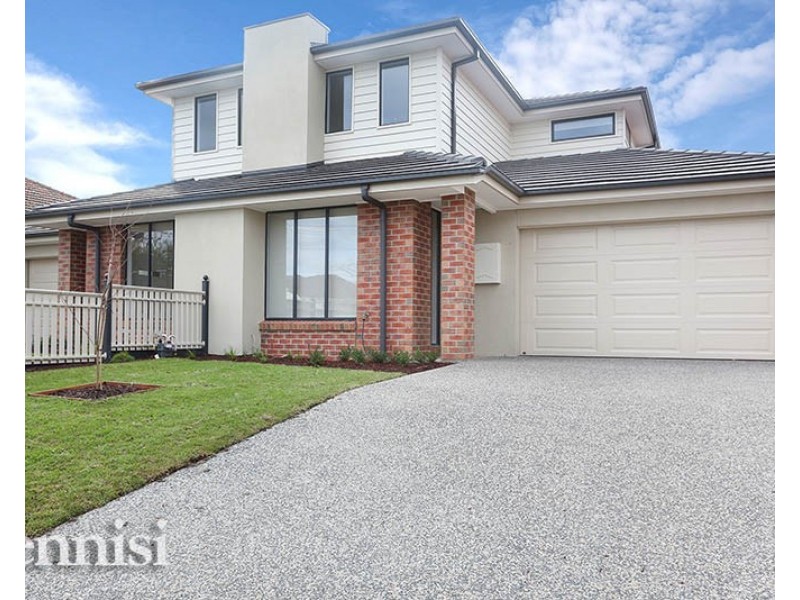 112 Deakin Street, Essendon VIC 3040