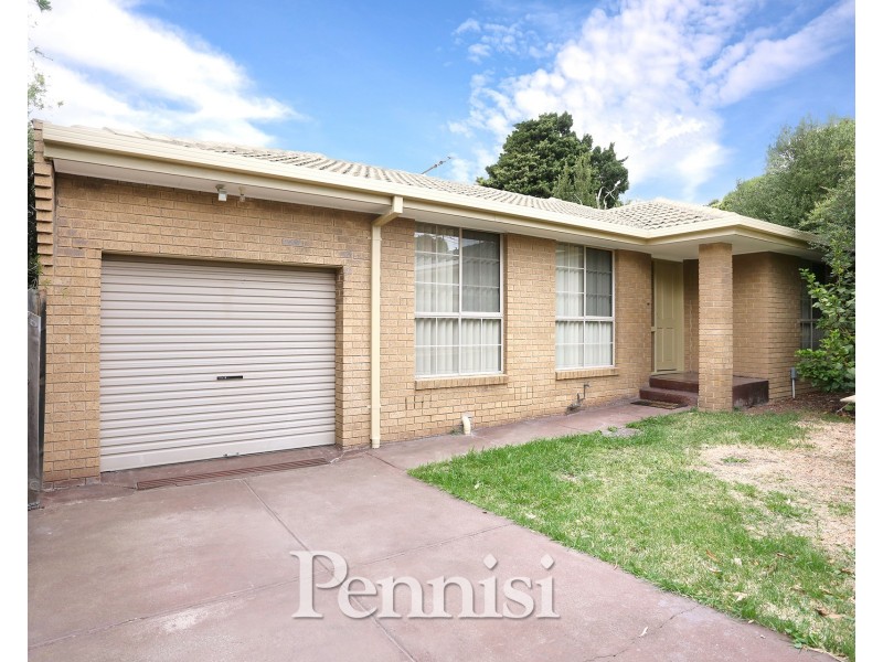2/18 Duffy Street, Essendon VIC 3040