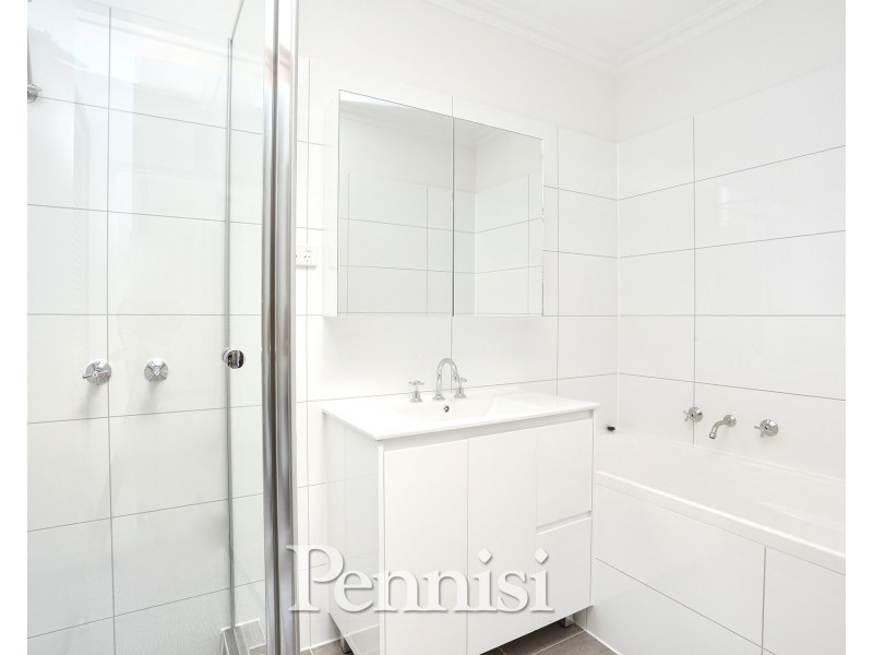 3/26 Hall Street, Coburg VIC 3058