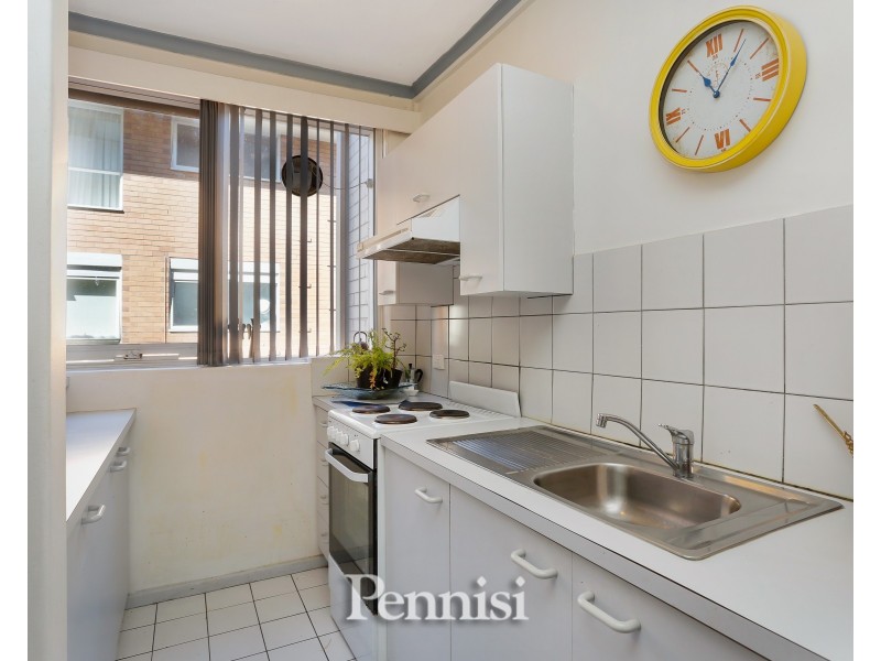 11/25 Daisy Street, Essendon VIC 3040