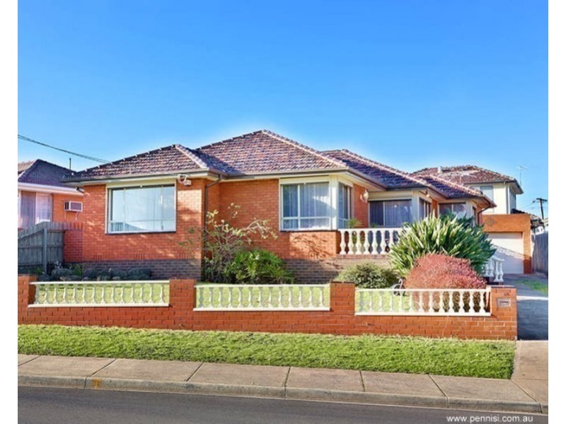 46 Newman Crescent, Niddrie VIC 3042