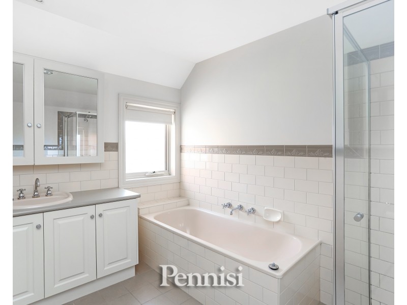 1/153 Roberts Street,, Essendon VIC 3040