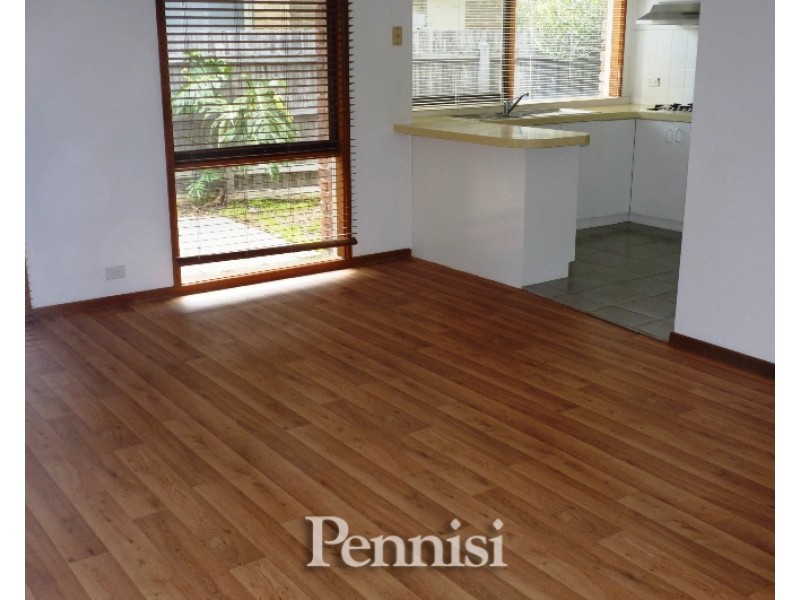 13 Strathconnon Square, Tullamarine VIC 3043