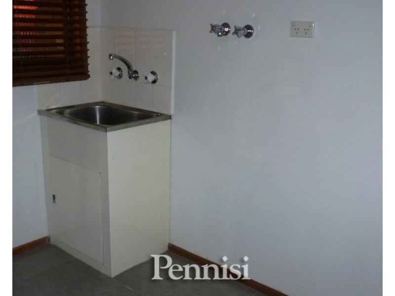 13 Strathconnon Square, Tullamarine VIC 3043