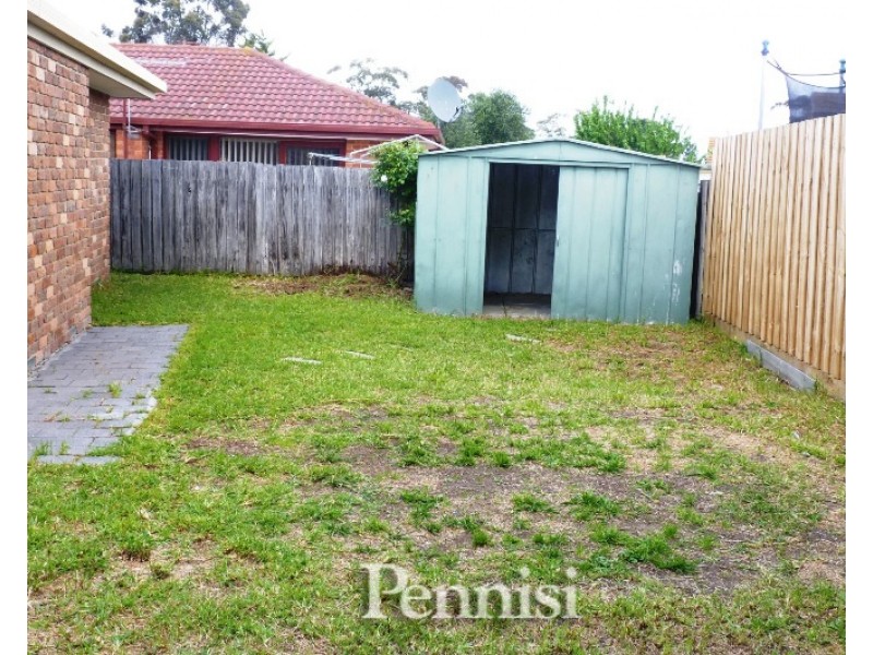 13 Strathconnon Square, Tullamarine VIC 3043