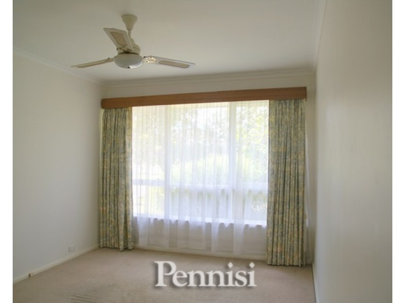 8 Kathryn Street, Fawkner VIC 3060