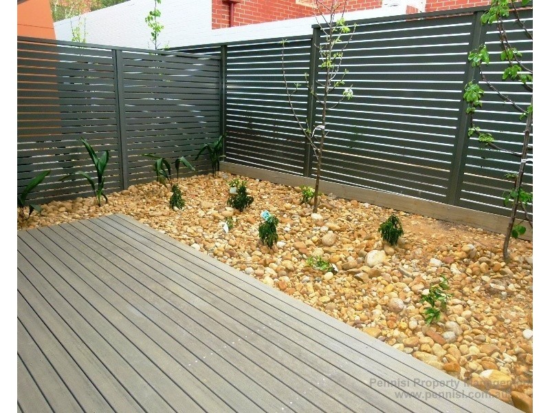 1/12 Leonard Crescent, Ascot Vale VIC 3032