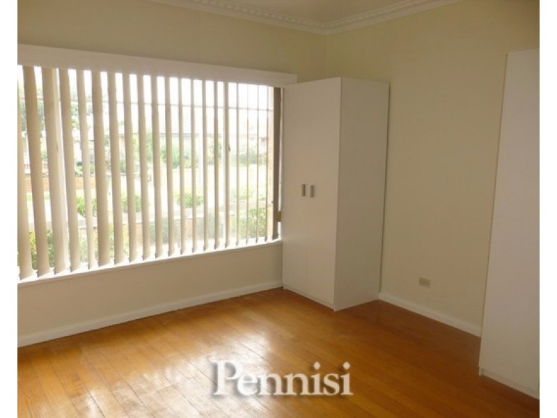5 Thorndon Drive,, St Albans VIC 3021