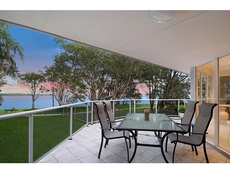 108 Diamond Head Drive, Budgewoi NSW 2262