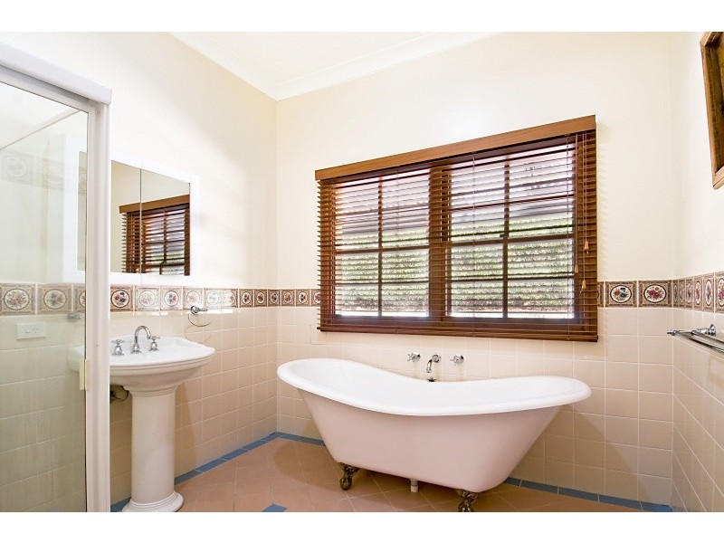 5 Curringa Close, Glenning Valley NSW 2261
