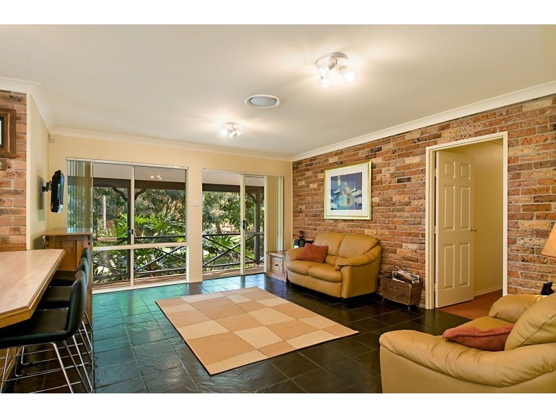 5 Currawong Road, Wamberal NSW 2260