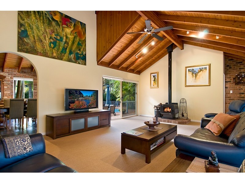 5 Currawong Road, Wamberal NSW 2260