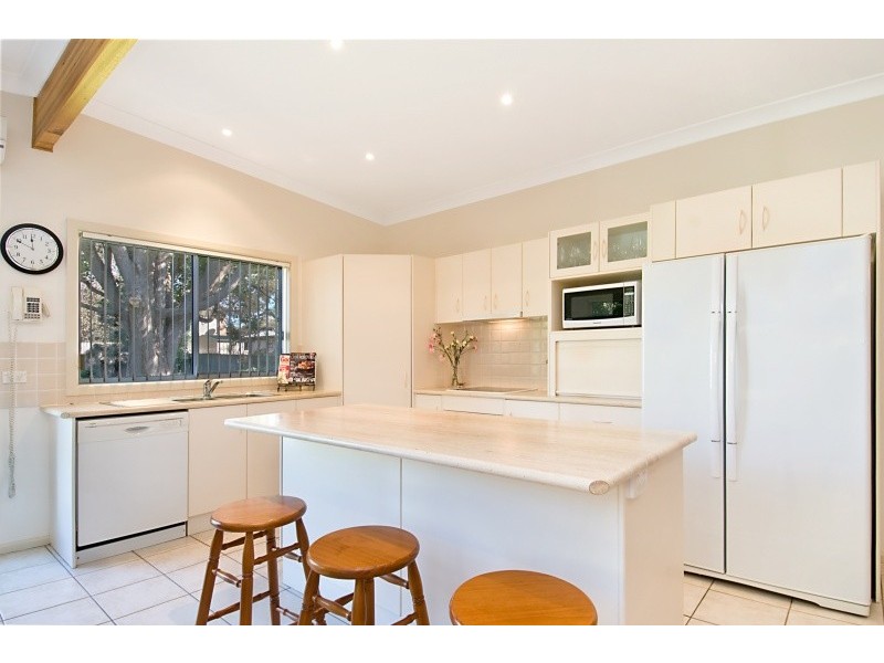 11 Hammond Road, Toukley NSW 2263