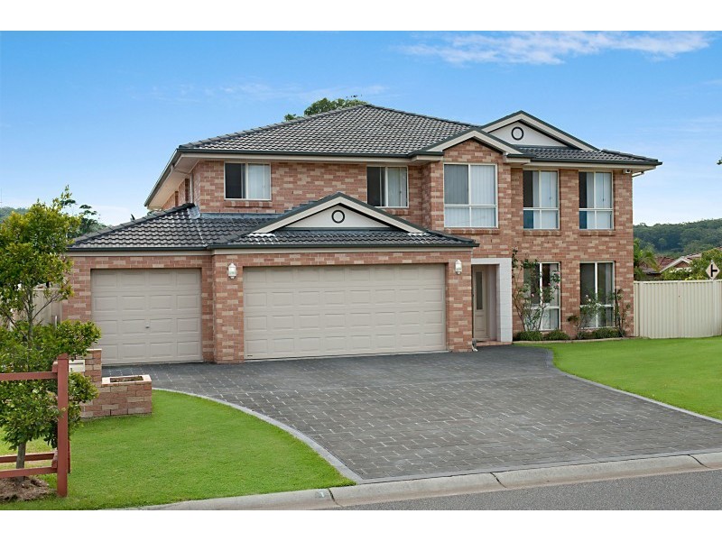 1 Blue Crane Close, Tumbi Umbi NSW 2261